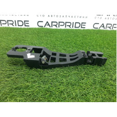 Кронштейн ручки двери