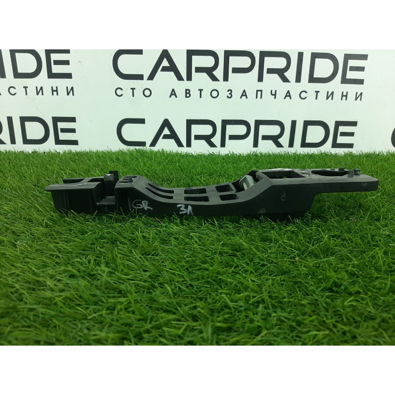 Кронштейн ручки двери (кузов и элементы) Jeep Grand Cherokee WK2 2018 3.6 04589887AD