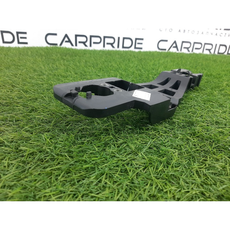 Кронштейн ручки двери (кузов и элементы) Jeep Grand Cherokee WK2 2018 3.6 04589887AD