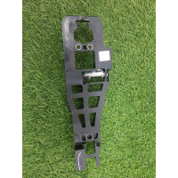 Кронштейн ручки дверей