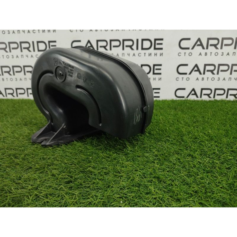 Воздухозаборник (впускная система) Jeep Grand Cherokee WK2 2018 3.6 68110221AB