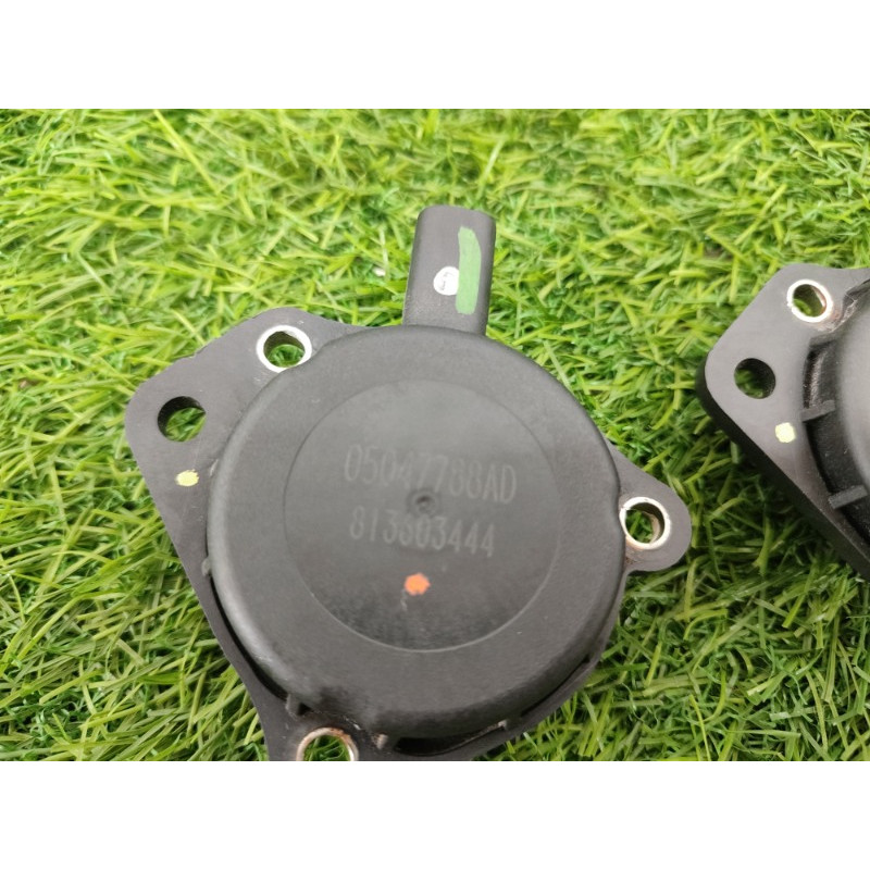 Клапан фазорегулятора (электрика двигателя) Jeep Grand Cherokee WK2 2018 3.6 5047788AD