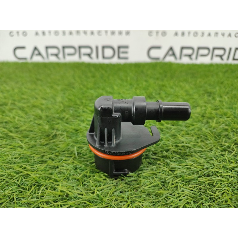 Клапан вентиляции (кузов и элементы) Jeep Grand Cherokee WK2 2018 3.6 68210345AC