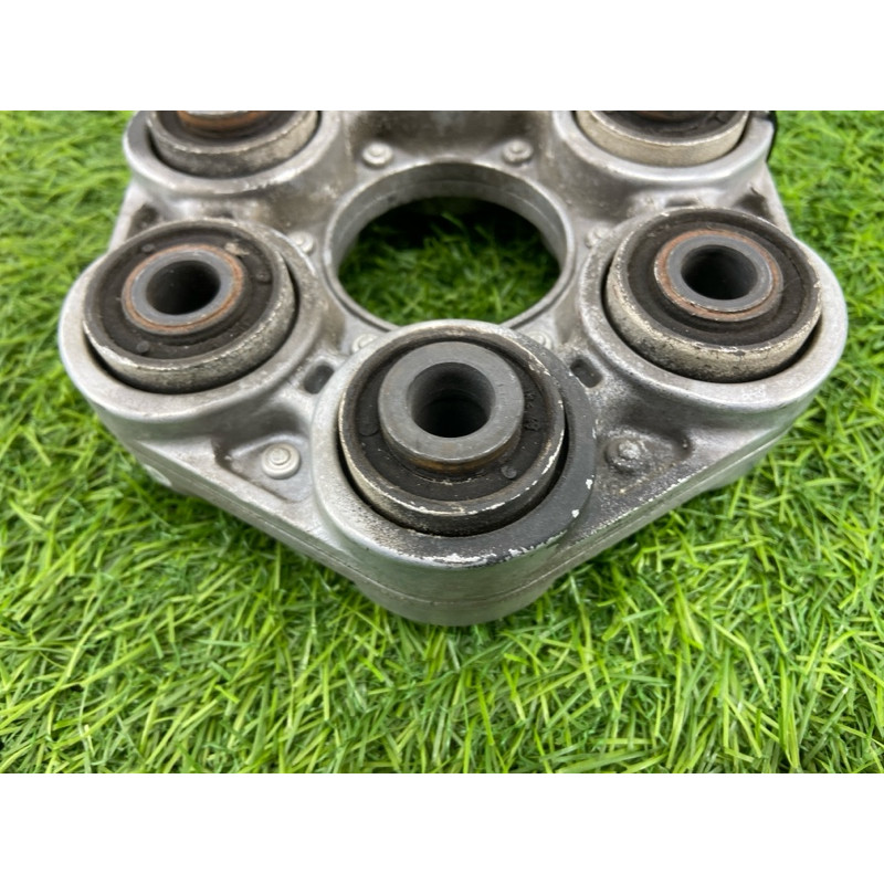 Эластичная муфта (трансмиссия) BMW 3-series F30 2013 N26B20 26117605629