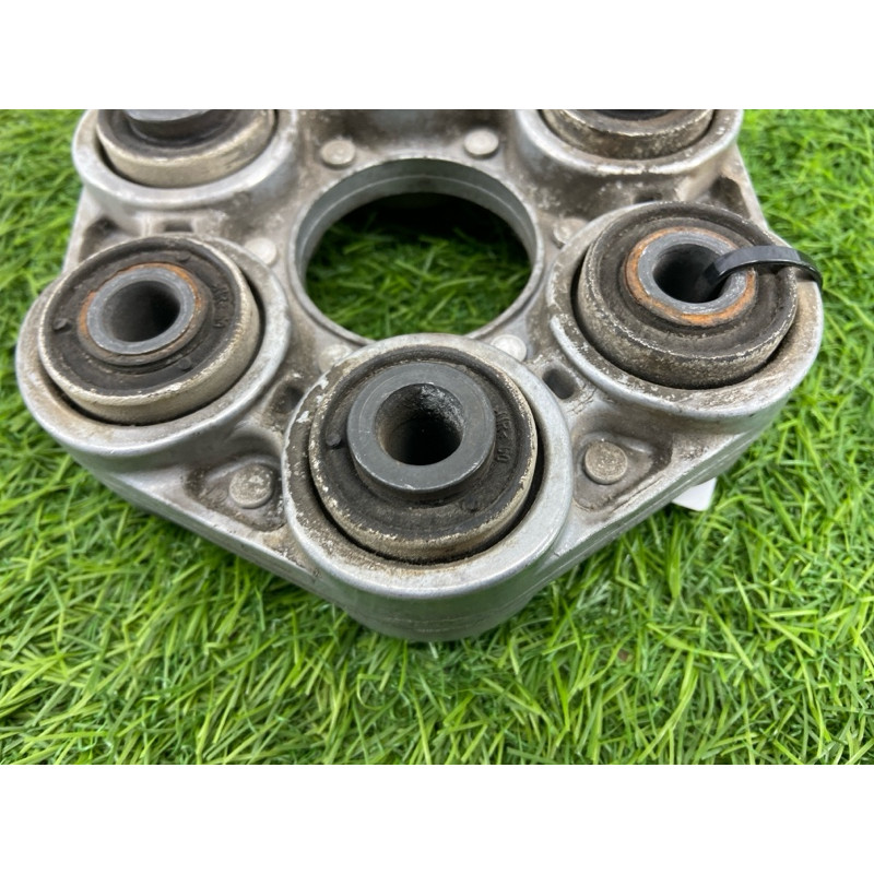 Эластичная муфта (трансмиссия) BMW 3-series F30 2013 N26B20 26117605629