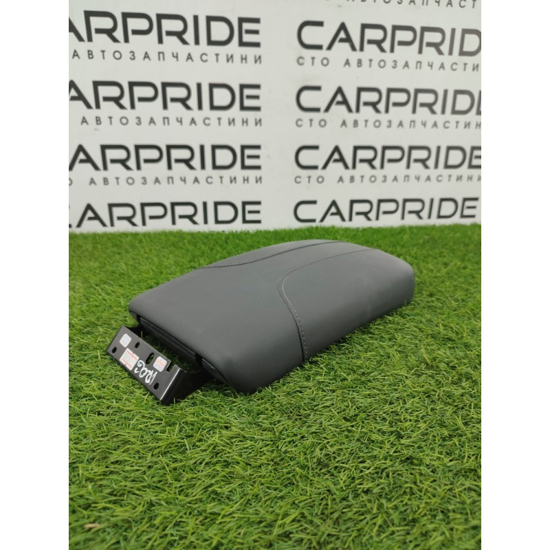 Подлокотник (салон) Nissan Rogue T32 2020 2.5 96920-6FL0A