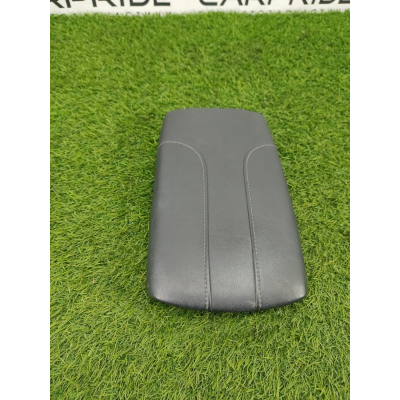 Подлокотник (салон) Nissan Rogue T32 2020 2.5 96920-6FL0A