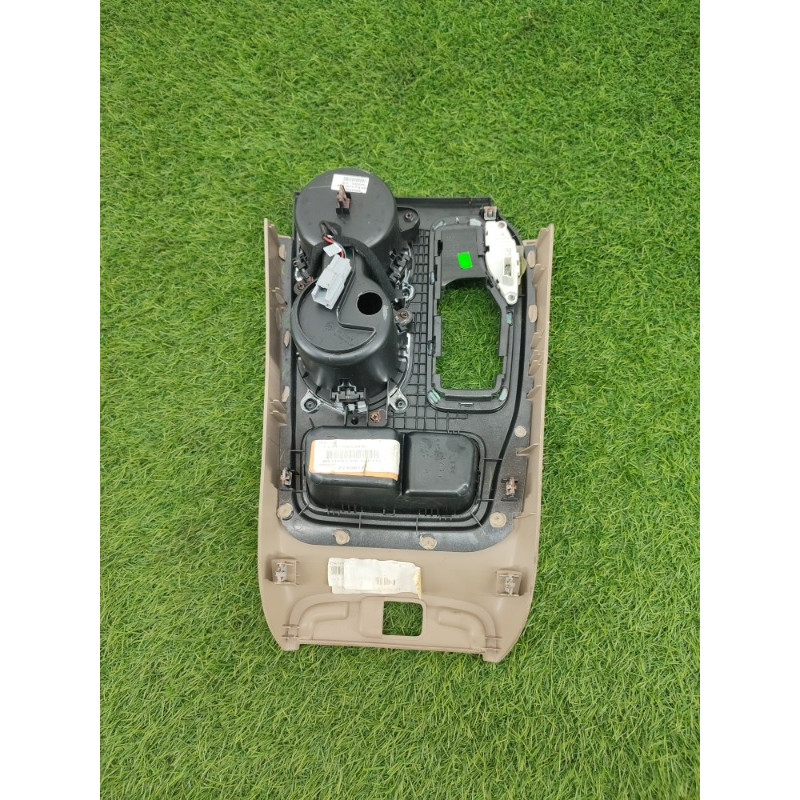 Накладка центральной консоли (салон) Jeep Grand Cherokee WK2 2018 3.6 5VK201S4AE