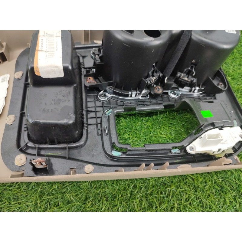 Накладка центральной консоли (салон) Jeep Grand Cherokee WK2 2018 3.6 5VK201S4AE