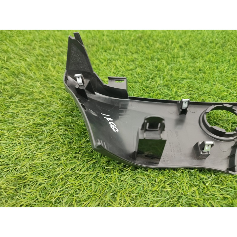 Накладка торпеды (салон) Nissan Rogue T32 2020 2.5 68414-4BA1A