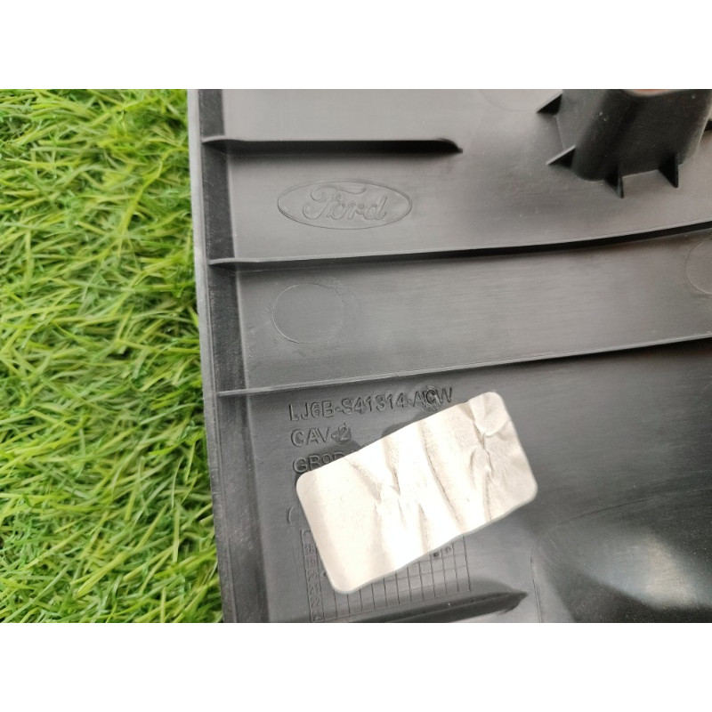 Обшивка крышки багажника (салон) Ford ESCAPE MK4 2020 1.5 LJ6Z7841308AA