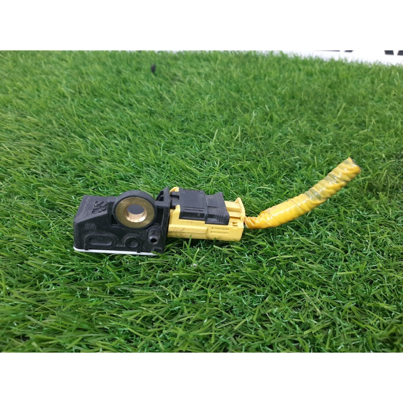 Датчик удара (электрика / датчики) Honda CR-V 3 77970SWAA113M1