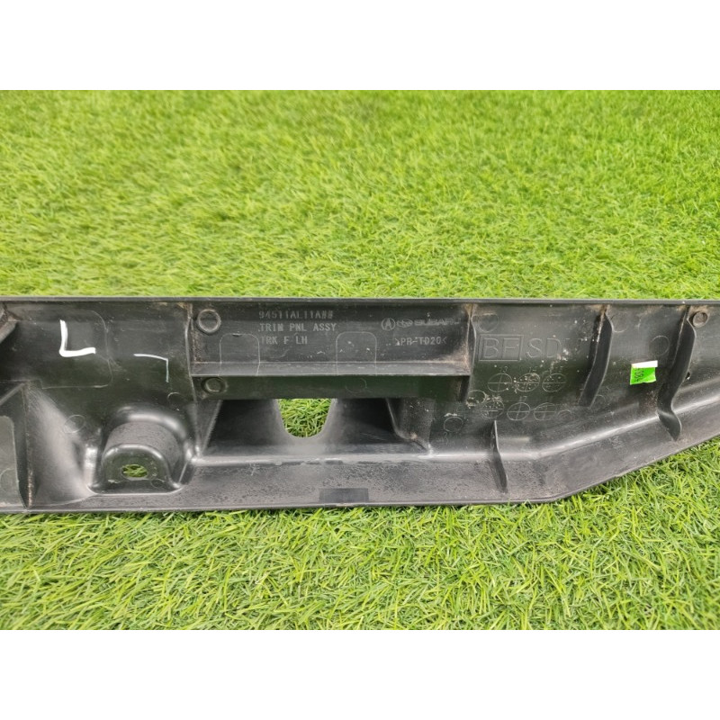 Накладка замка крышки багажника (салон) Subaru Legacy BN 2016 2.5 94511AL11AVH