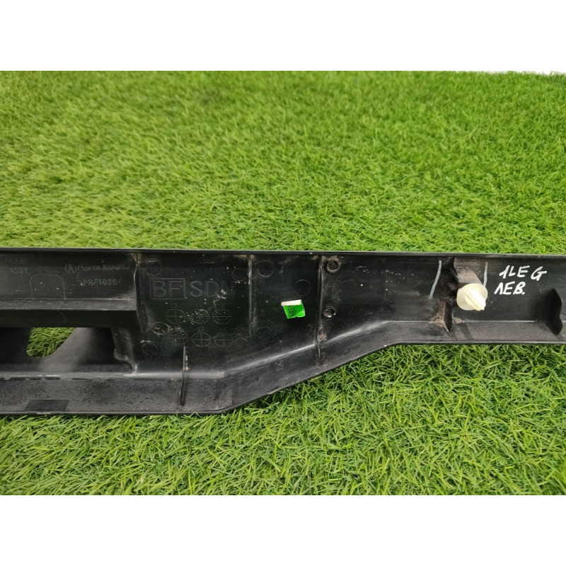 Накладка замка крышки багажника (салон) Subaru Legacy BN 2016 2.5 94511AL11AVH
