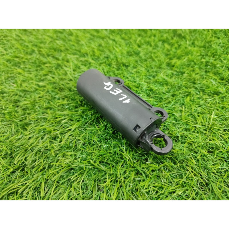 Амортизатор бардачка (салон) Subaru Legacy BN 2016 2.5 66253VA000