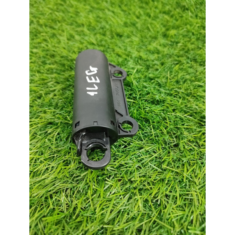 Амортизатор бардачка (салон) Subaru Legacy BN 2016 2.5 66253VA000