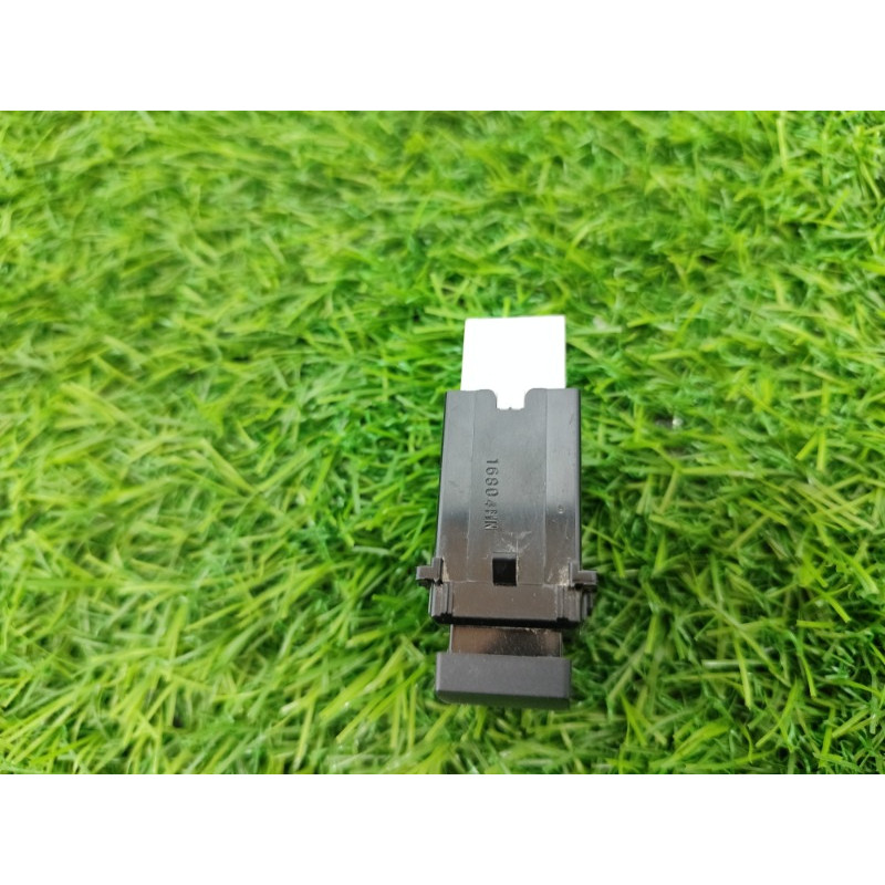 Кнопка открывания крышки багажника (электрика / кнопки) Subaru Legacy BN 2016 2.5 83002AL05A