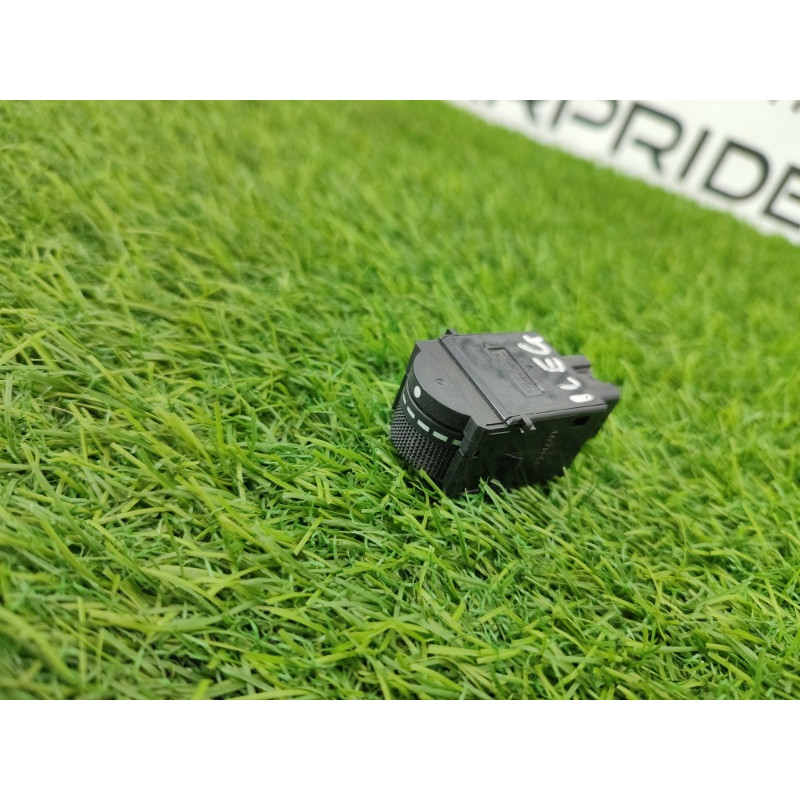 Кнопка освещения панели приборов (электрика / кнопки) Subaru Legacy BN 2016 2.5 83002AL000