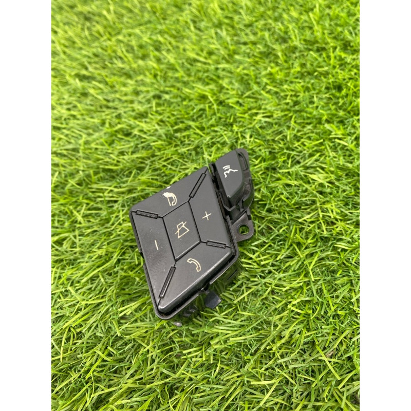 Кнопки руля (электрика / кнопки) Mercedes-Benz E-class w212 2013 2.2 CDI a2185400262