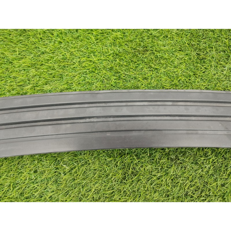 Накладка на бампер (кузов и элементы) Jeep Grand Cherokee WK2 2018 3.6 68111633AB