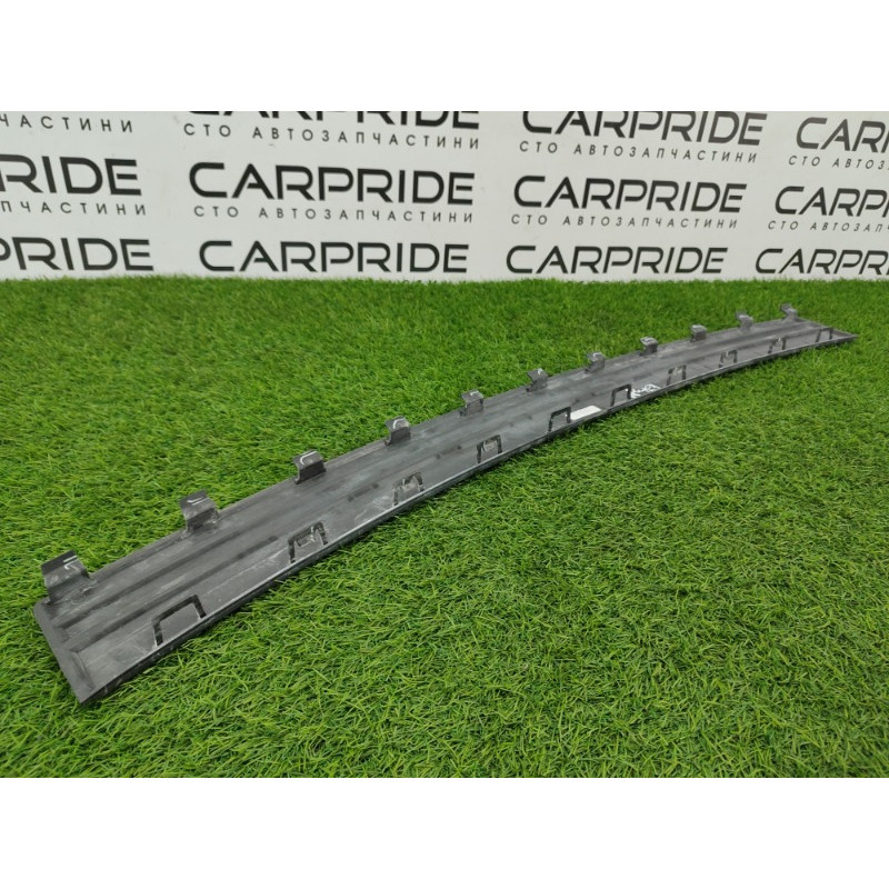 Накладка на бампер (кузов и элементы) Jeep Grand Cherokee WK2 2018 3.6 68111633AB