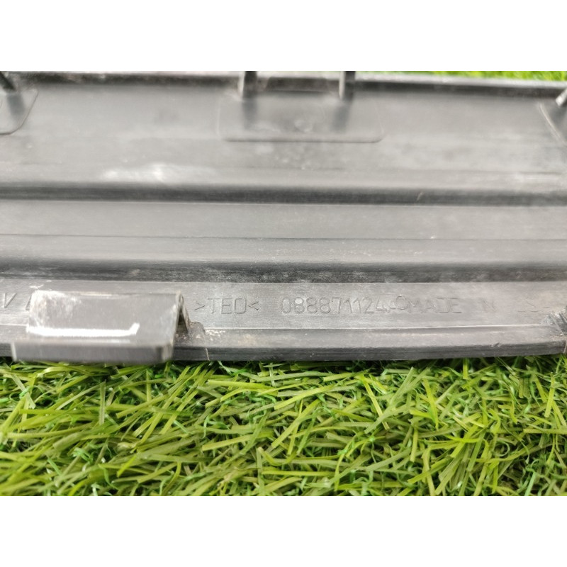 Накладка на бампер (кузов и элементы) Jeep Grand Cherokee WK2 2018 3.6 68111633AB