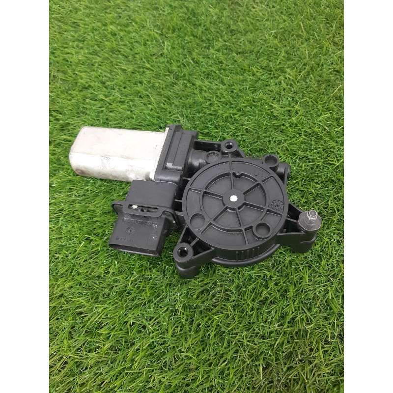 Мотор стеклоподъемника (электрика) BMW 3-series F30 2013 N26B20 67627406634