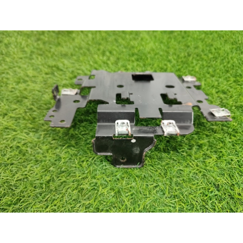 Кронштейн блока управления (кузов и элементы) Jeep Grand Cherokee WK2 2018 3.6 68251949AC