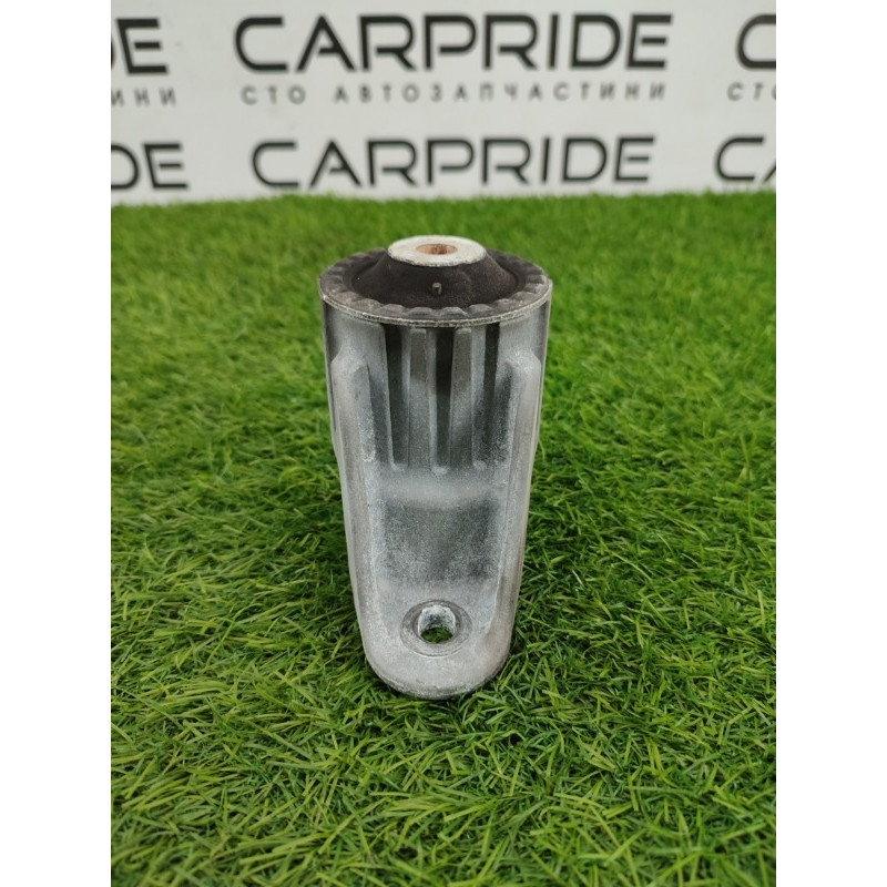 Опора стойки (подвеска) Jeep Grand Cherokee WK2 2018 3.6 68311287AA