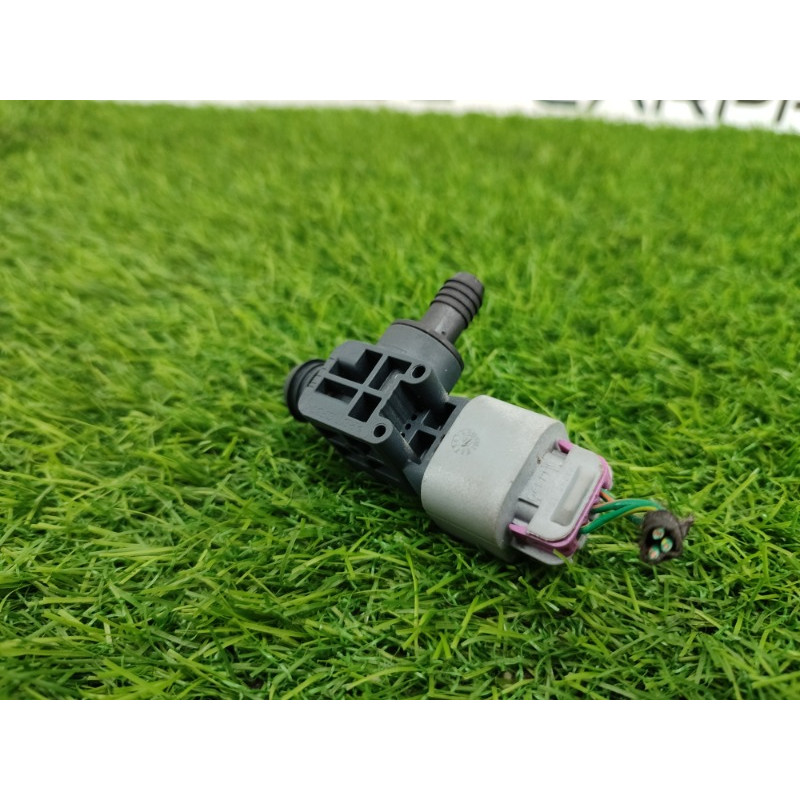 Вакуумный клапан (двигатель и элементы) Jeep Grand Cherokee WK2 2018 3.6 68053596aa