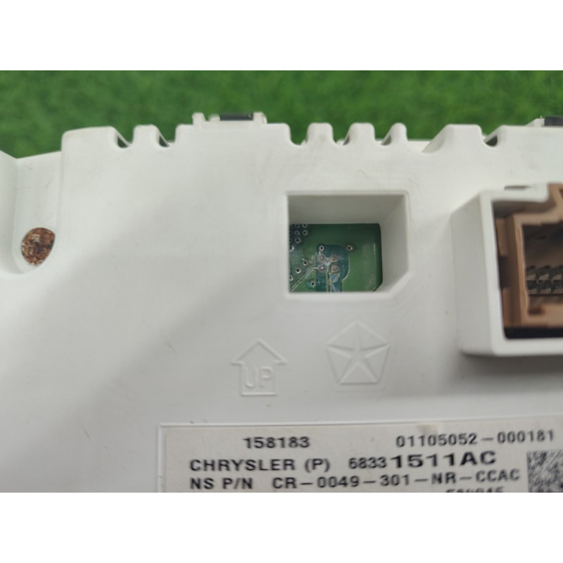 Панель приборов (салон) Jeep Grand Cherokee WK2 2018 3.6 68331511AC