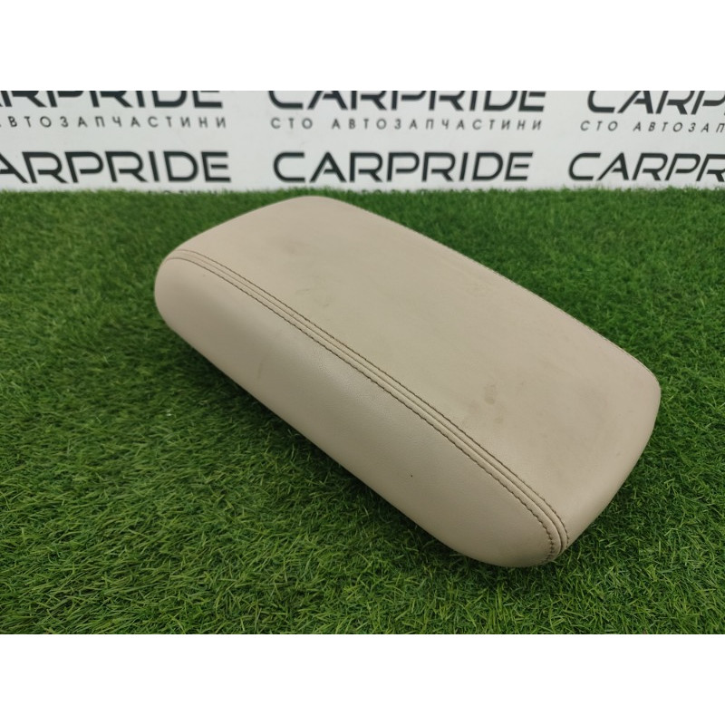 Подлокотник (салон) Jeep Grand Cherokee WK2 2018 3.6 6NZ30HL1AA