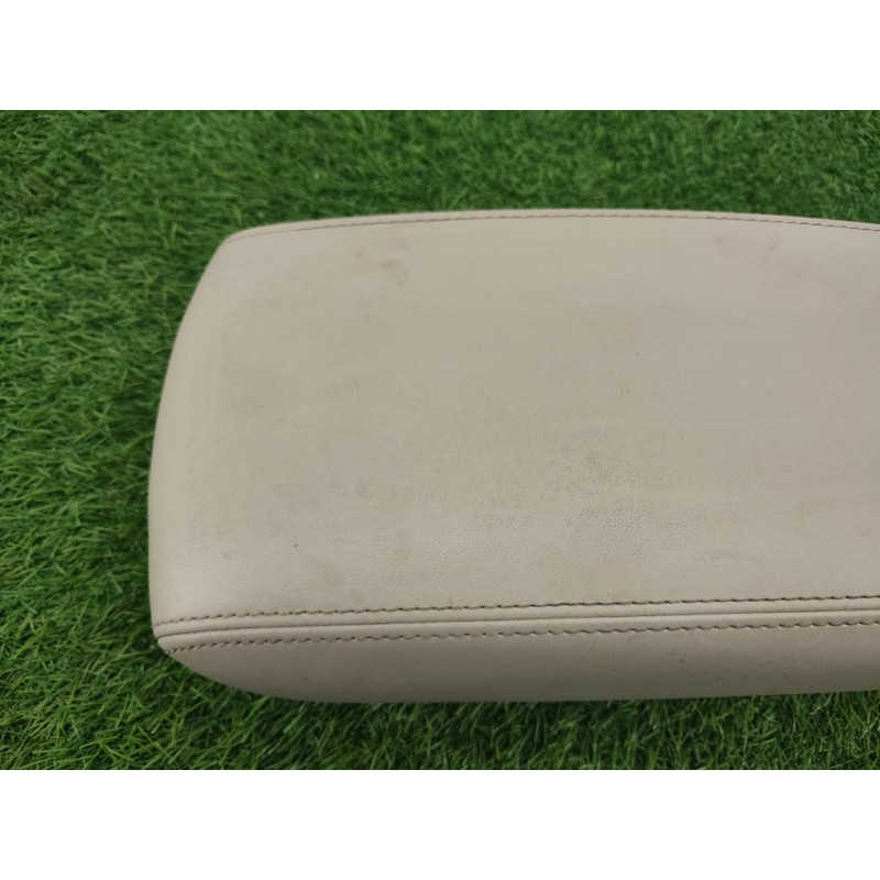 Подлокотник (салон) Jeep Grand Cherokee WK2 2018 3.6 6NZ30HL1AA