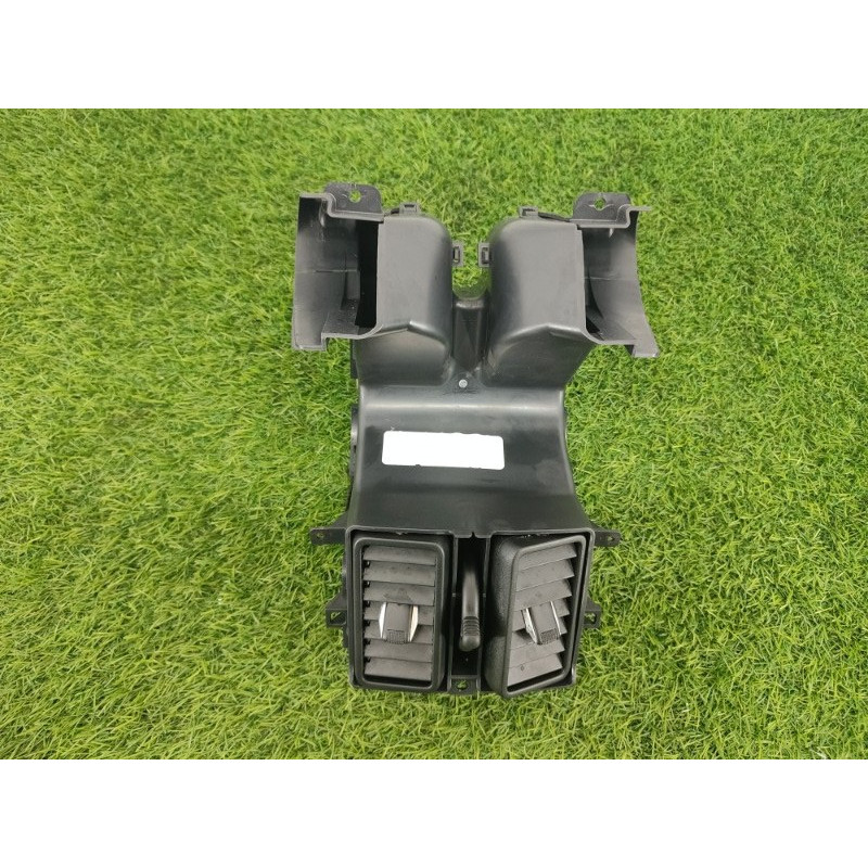 Дефлектор воздуховода (салон) Jeep Grand Cherokee WK2 2018 3.6 68085974AC