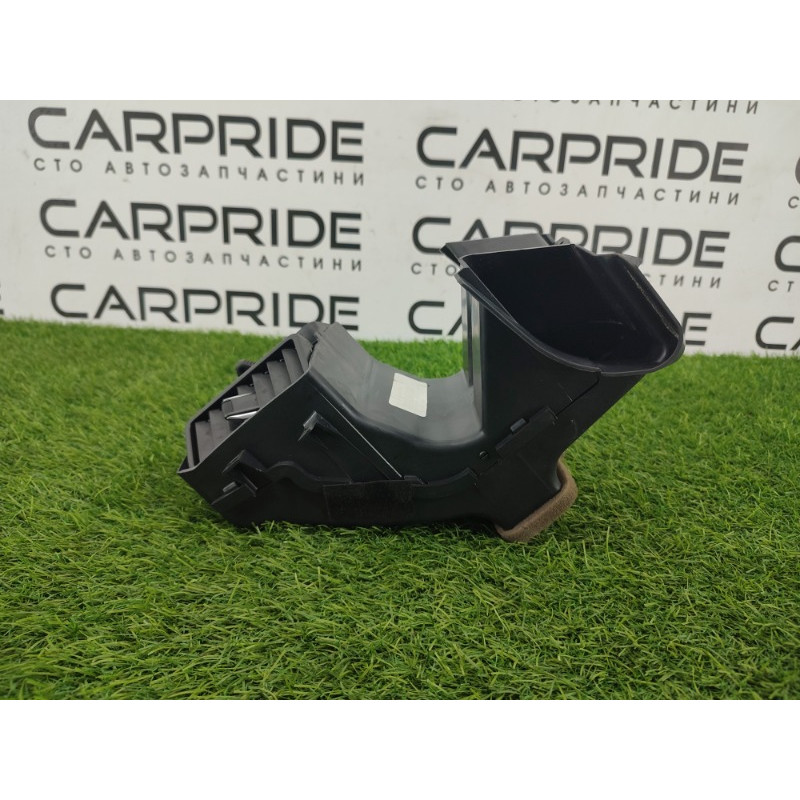 Дефлектор воздуховода (салон) Jeep Grand Cherokee WK2 2018 3.6 68085974AC