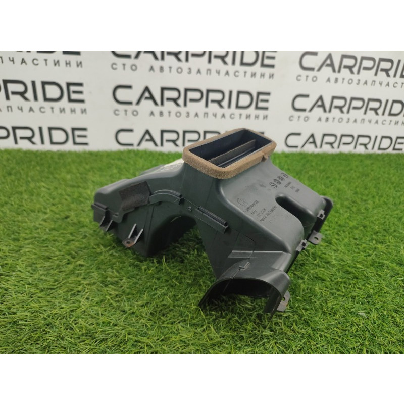 Дефлектор воздуховода (салон) Jeep Grand Cherokee WK2 2018 3.6 68085974AC