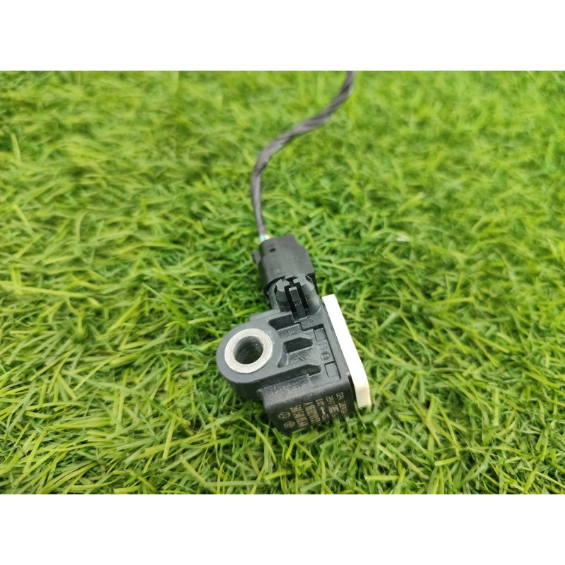 Датчик удара (электрика / датчики) Jeep Grand Cherokee WK2 2018 3.6 56054085aa