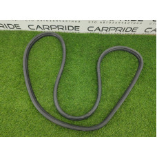 Уплотнитель проема двери