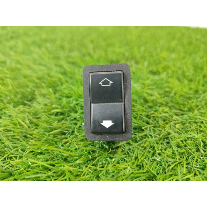 Кнопка стеклоподъемника (электрика / кнопки) BMW 7-series E38 1996 M60B40 61318352148