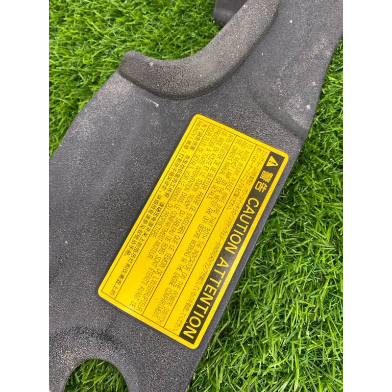 Накладка передней панели (кузов и элементы) Toyota Prius NHW20 5328947030