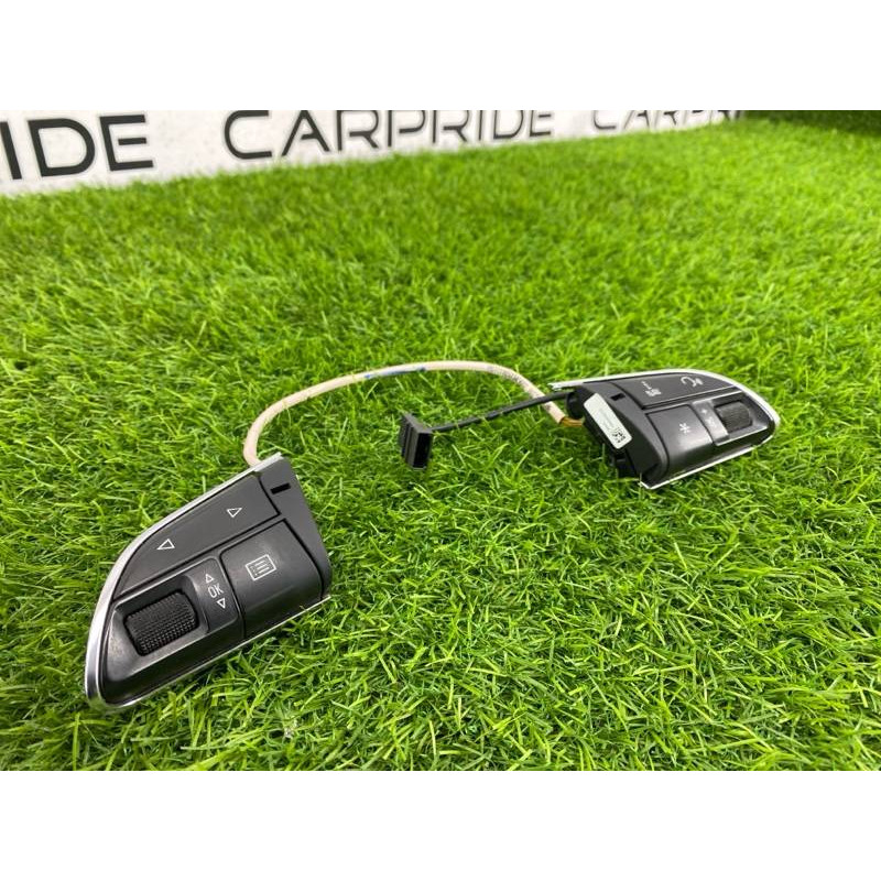 Кнопки руля (электрика / кнопки) AUDI A6 C7 2011 2.0 tdi 4G0951523FXHA
