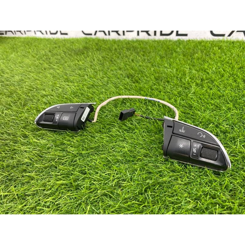Кнопки руля (электрика / кнопки) AUDI A6 C7 2011 2.0 tdi 4G0951523FXHA