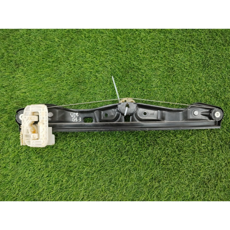 Механізм склопідйомника з мотором (кузов і елементи) BMW 3-series F30 51357281887