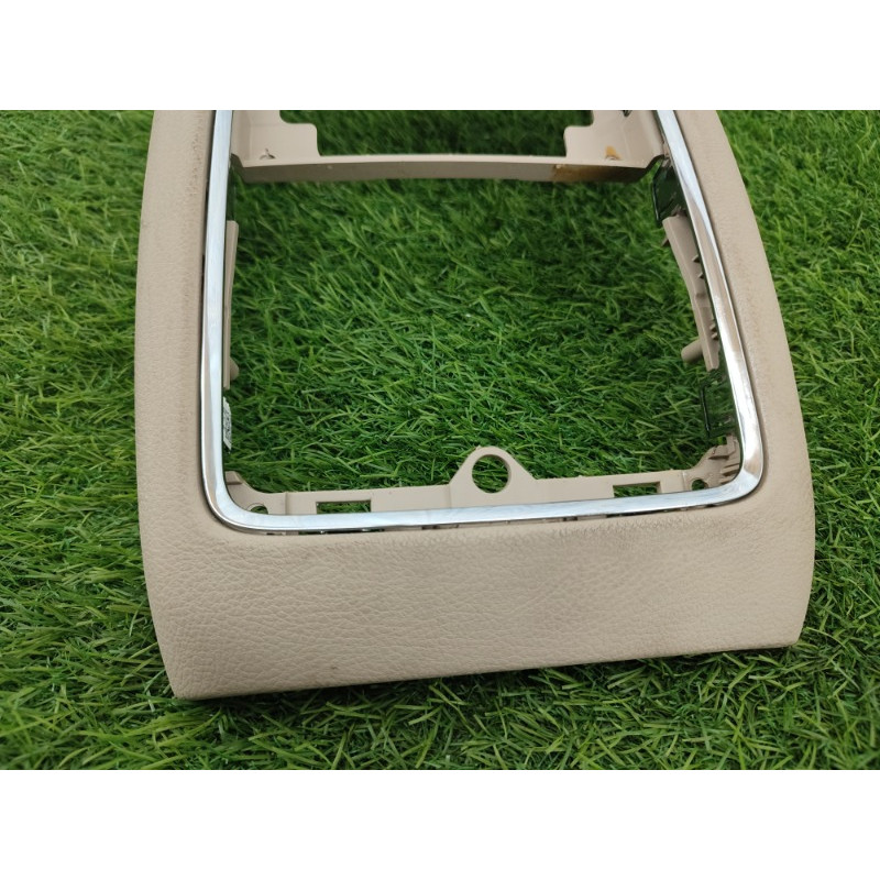 Накладка центральной консоли (салон) Jeep Grand Cherokee WK2 2018 3.6 5PK70HL1AA