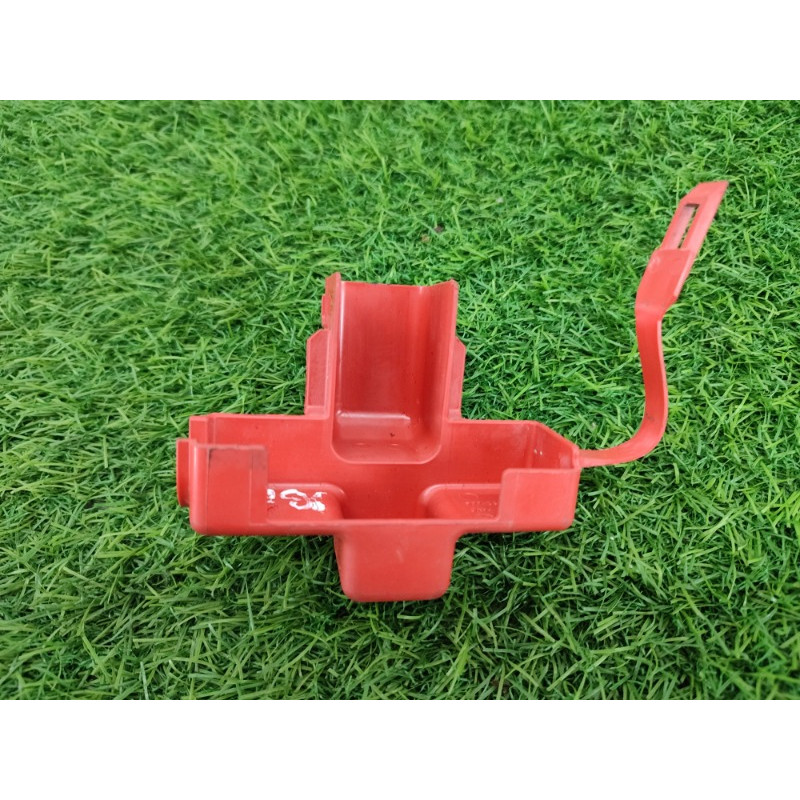 Крышка плюсовой клеммы (электрика / кнопки) Jeep Grand Cherokee WK2 2018 3.6 68375054AA