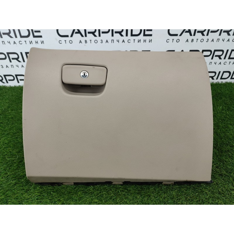 Бардачок (салон) Jeep Grand Cherokee WK2 2018 3.6 1TG14HL1AD