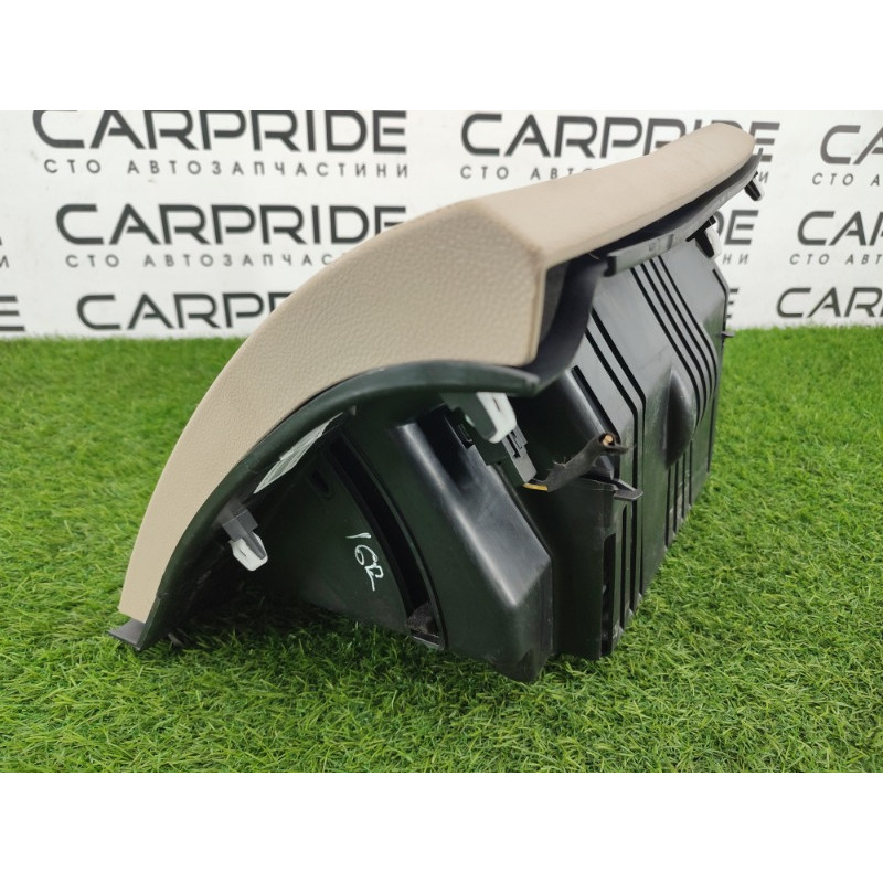 Бардачок (салон) Jeep Grand Cherokee WK2 2018 3.6 1TG14HL1AD