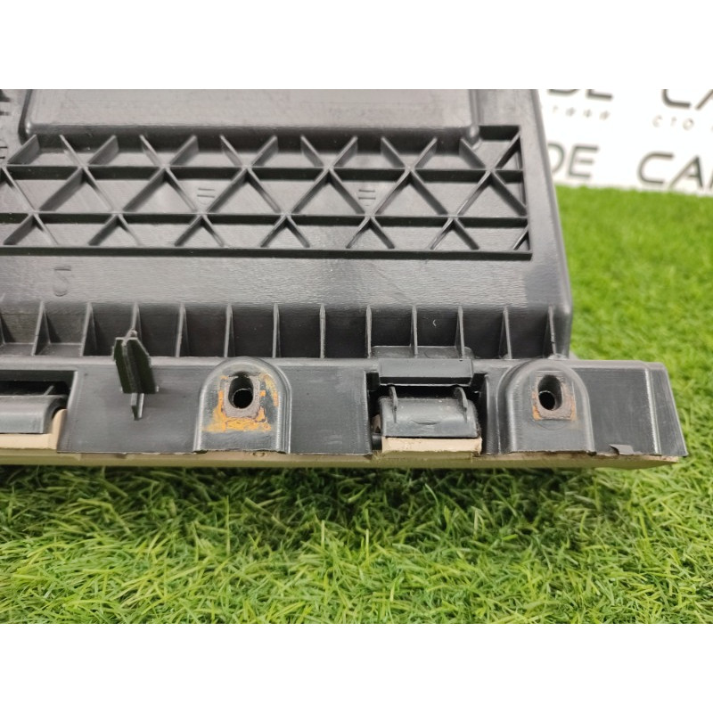 Бардачок (салон) Jeep Grand Cherokee WK2 2018 3.6 1TG14HL1AD