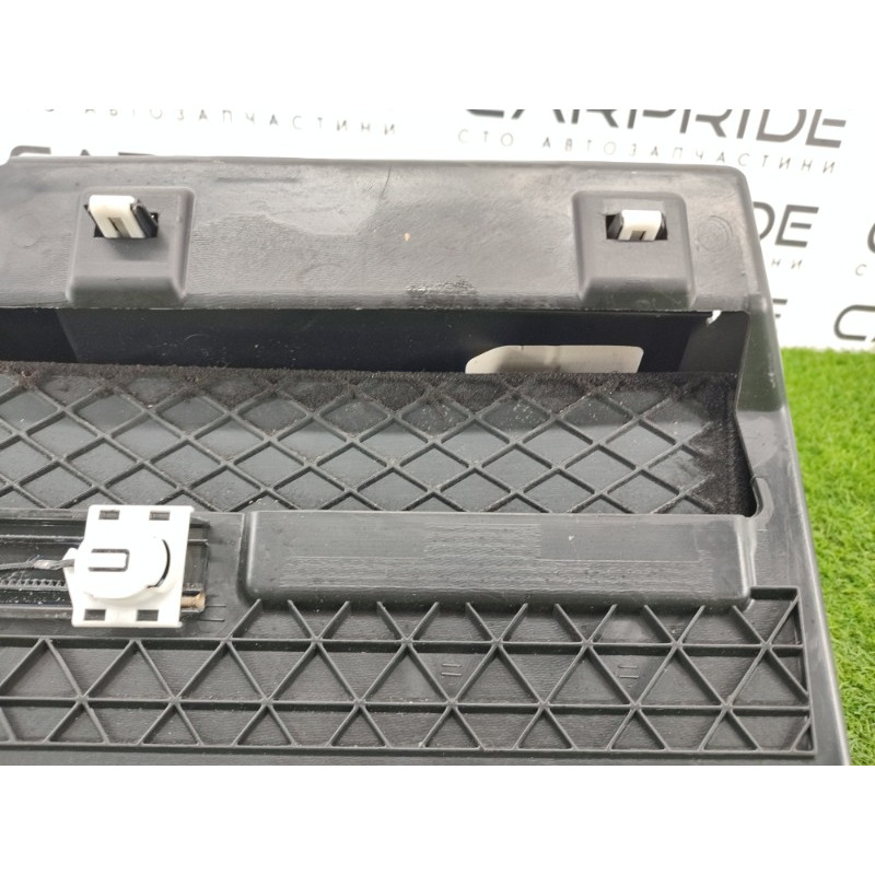 Бардачок (салон) Jeep Grand Cherokee WK2 2018 3.6 1TG14HL1AD