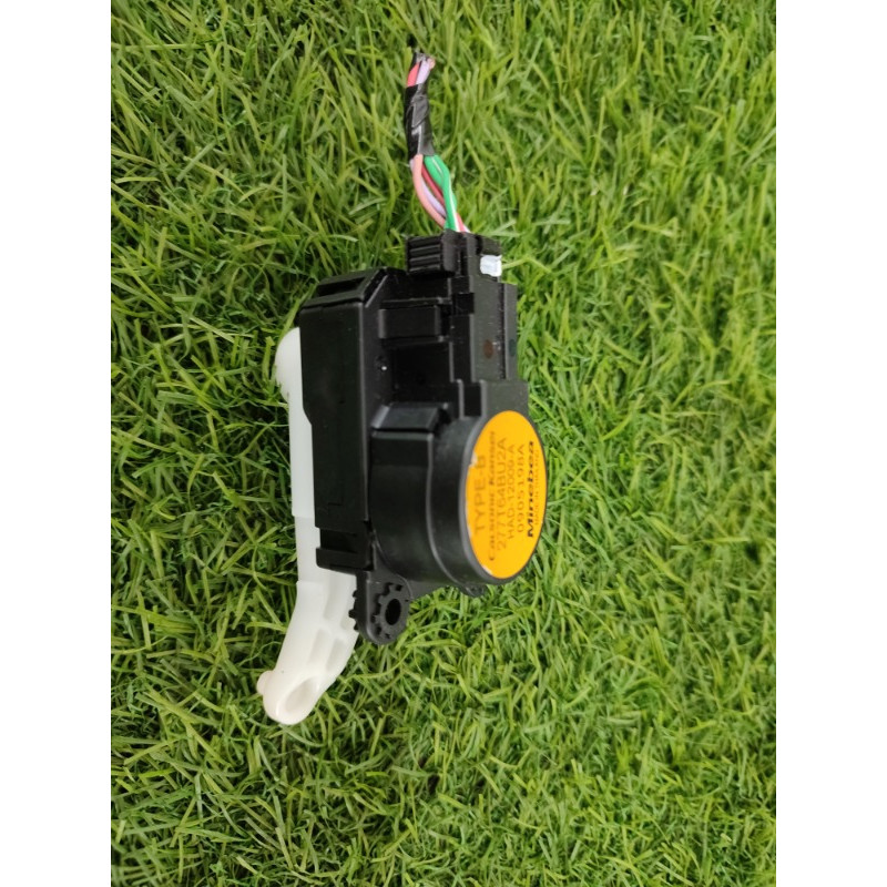 Привод заслонки отопителя (отопление и кондиционирование) Nissan Rogue T32 2020 2.5 277t64bu2a